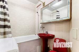 1-к квартира, посуточно, 35м2, 3/6 этаж