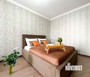 1-к квартира, посуточно, 43м2, 1/1 этаж