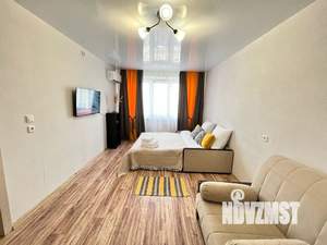 1-к квартира, посуточно, 39м2, 9/18 этаж