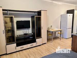 Студия квартира, посуточно, 25м2, 1/19 этаж