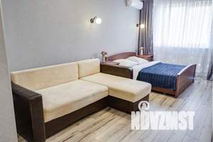 1-к квартира, посуточно, 40м2, 23/25 этаж