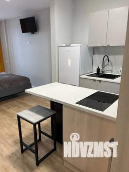 Студия квартира, посуточно, 28м2, 18/24 этаж