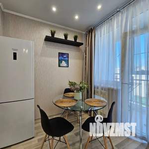 1-к квартира, посуточно, 42м2, 12/21 этаж