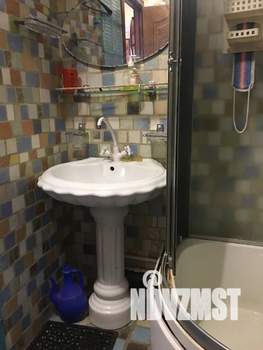 2-к квартира, посуточно, 42м2, 5/5 этаж