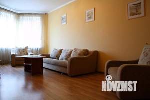 2-к квартира, посуточно, 72м2, 1/1 этаж