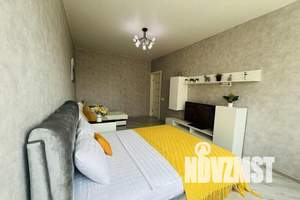 1-к квартира, посуточно, 42м2, 15/25 этаж