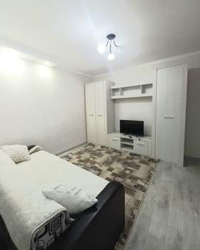 1-к квартира, на длительный срок, 38м2, 1/10 этаж