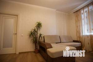 1-к квартира, посуточно, 65м2, 1/1 этаж