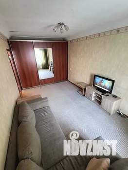 1-к квартира, посуточно, 35м2, 5/5 этаж
