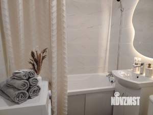 Студия квартира, посуточно, 24м2, 18/25 этаж