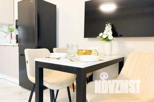 1-к квартира, посуточно, 42м2, 9/19 этаж