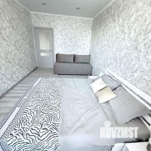 1-к квартира, посуточно, 38м2, 8/20 этаж