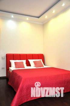 1-к квартира, посуточно, 47м2, 1/1 этаж