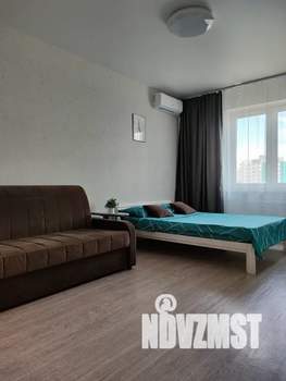 1-к квартира, посуточно, 40м2, 9/18 этаж