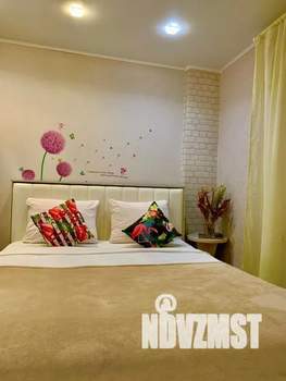 Студия квартира, посуточно, 35м2, 7/10 этаж