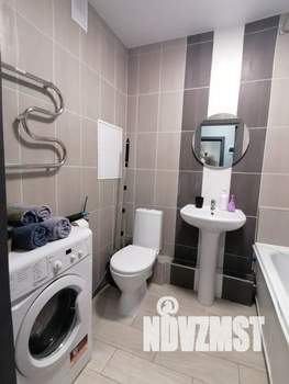 1-к квартира, посуточно, 32м2, 4/15 этаж