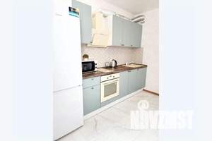 1-к квартира, посуточно, 37м2, 15/25 этаж