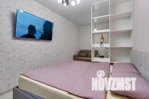 1-к квартира, посуточно, 40м2, 18/21 этаж