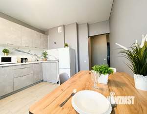 1-к квартира, посуточно, 40м2, 10/25 этаж