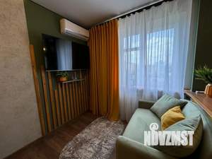 Студия квартира, посуточно, 32м2, 7/10 этаж