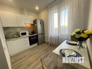 1-к квартира, посуточно, 40м2, 3/20 этаж