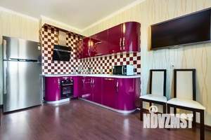 1-к квартира, посуточно, 71м2, 1/1 этаж