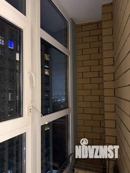 Студия квартира, посуточно, 28м2, 19/24 этаж