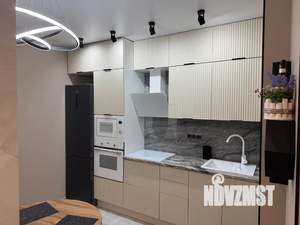 2-к квартира, посуточно, 37м2, 20/24 этаж