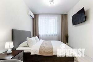 1-к квартира, посуточно, 37м2, 13/23 этаж