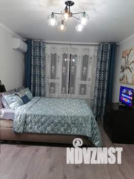 1-к квартира, посуточно, 32м2, 4/15 этаж