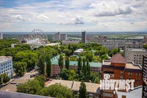 1-к квартира, посуточно, 40м2, 18/25 этаж