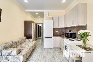 Студия квартира, посуточно, 30м2, 20/24 этаж