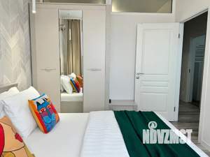 2-к квартира, посуточно, 45м2, 19/24 этаж