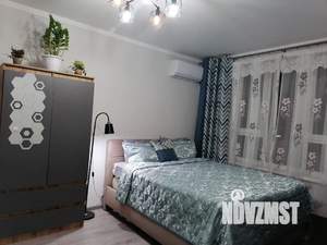 1-к квартира, посуточно, 32м2, 4/15 этаж