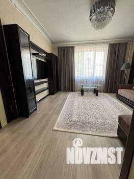 3-к квартира, посуточно, 75м2, 2/2 этаж