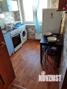 1-к квартира, посуточно, 37м2, 4/9 этаж