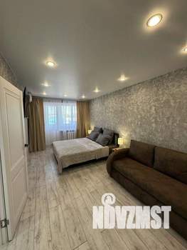 1-к квартира, посуточно, 36м2, 1/1 этаж