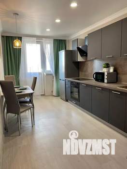 1-к квартира, посуточно, 40м2, 8/16 этаж