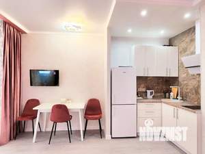 1-к квартира, посуточно, 32м2, 4/25 этаж