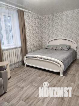 1-к квартира, посуточно, 32м2, 3/5 этаж