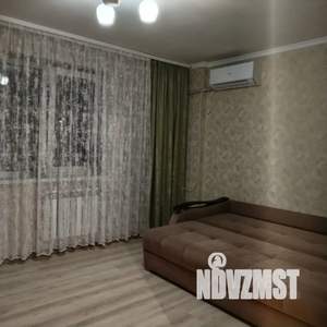 Студия квартира, посуточно, 27м2, 10/10 этаж