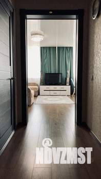 1-к квартира, посуточно, 47м2, 1/1 этаж