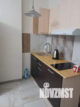 Студия квартира, посуточно, 27м2, 2/24 этаж