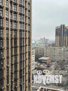 Студия квартира, посуточно, 28м2, 15/25 этаж