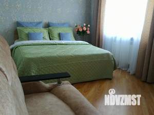 1-к квартира, посуточно, 33м2, 6/9 этаж