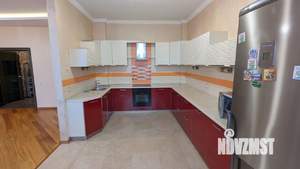 3-к квартира, на длительный срок, 140м2, 4/17 этаж