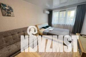 1-к квартира, посуточно, 38м2, 2/18 этаж