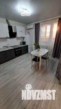 2-к квартира, посуточно, 45м2, 2/25 этаж