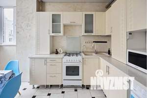 1-к квартира, посуточно, 40м2, 8/12 этаж