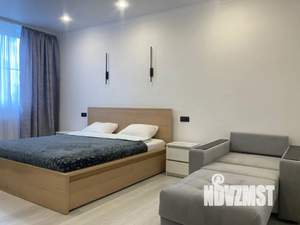 1-к квартира, посуточно, 39м2, 3/18 этаж